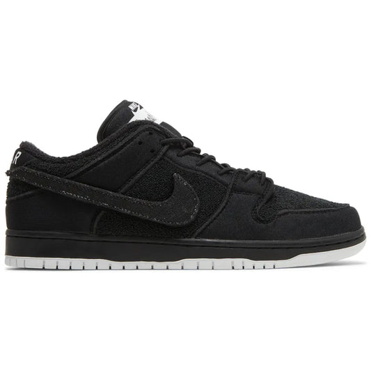 Gnarhunters x Nike Dunk Low "Black"