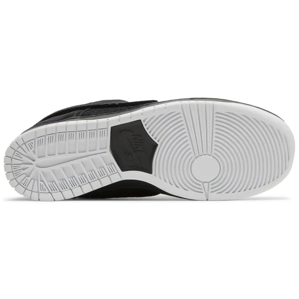 Gnarhunters x Nike Dunk Low "Black"