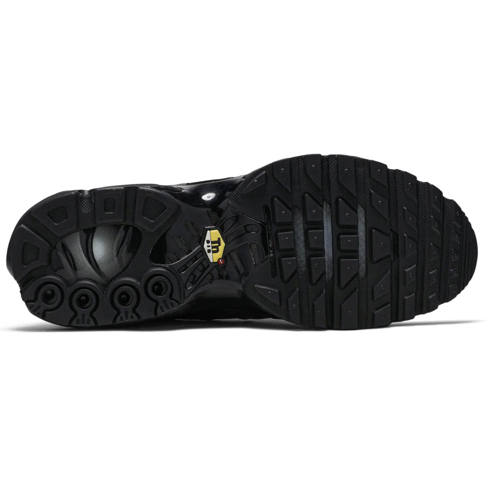 Nike Air Max Plus TN “Triple Black”