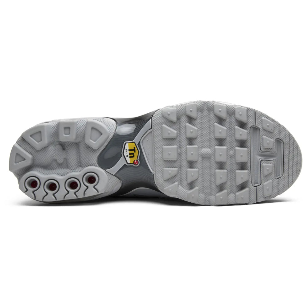 Nike Air Max Plus TN Ultra “Cool Grey”