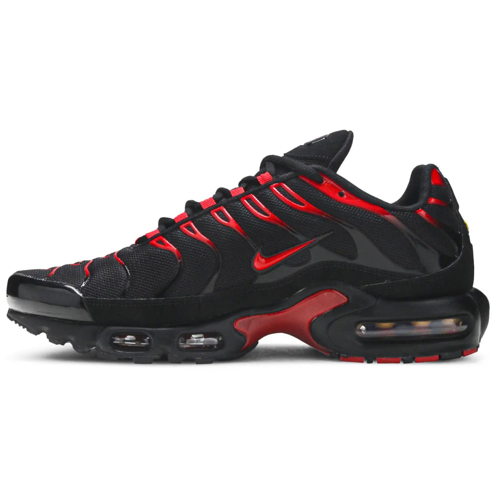 Nike Air Max Plus TN “Red Belly Black”