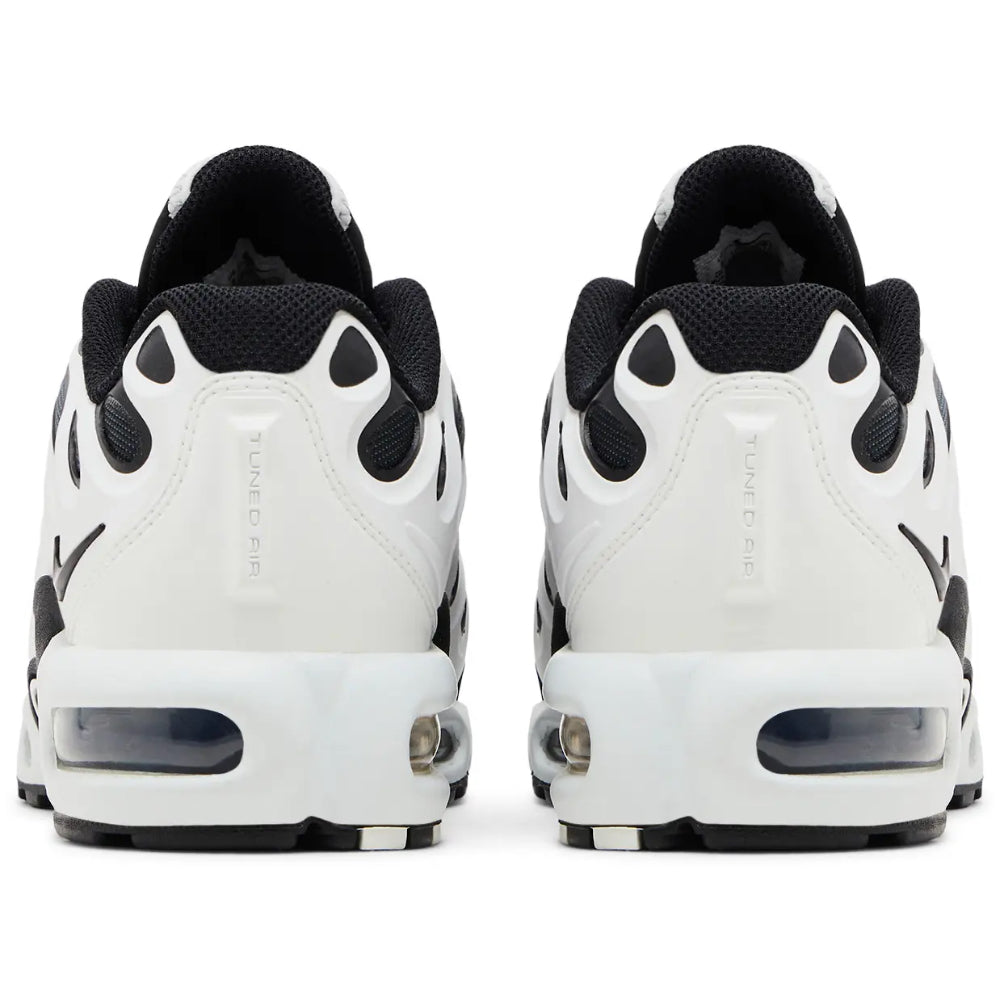 Nike Air Max Plus Drift “Panda”