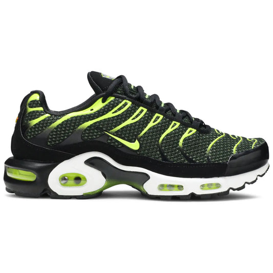 Nike Air Max Plus TN “Black Volt”