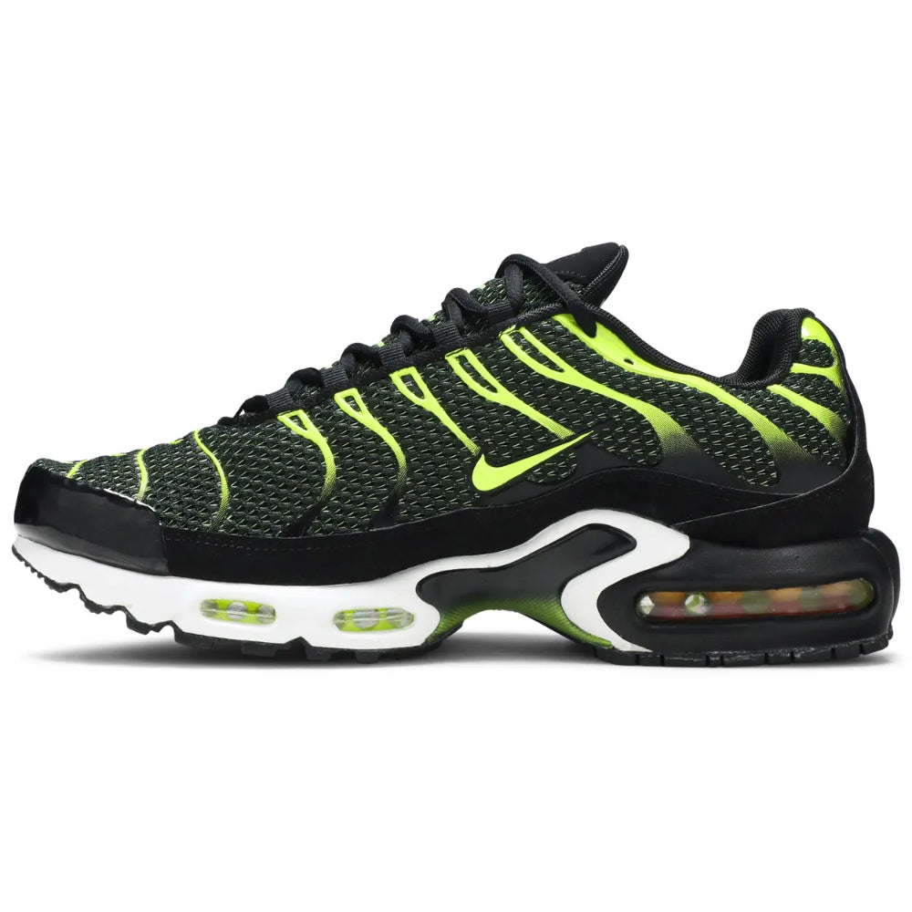 Nike Air Max Plus TN “Black Volt”