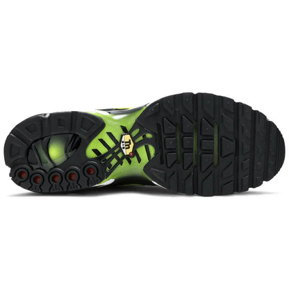 Nike Air Max Plus TN “Black Volt”