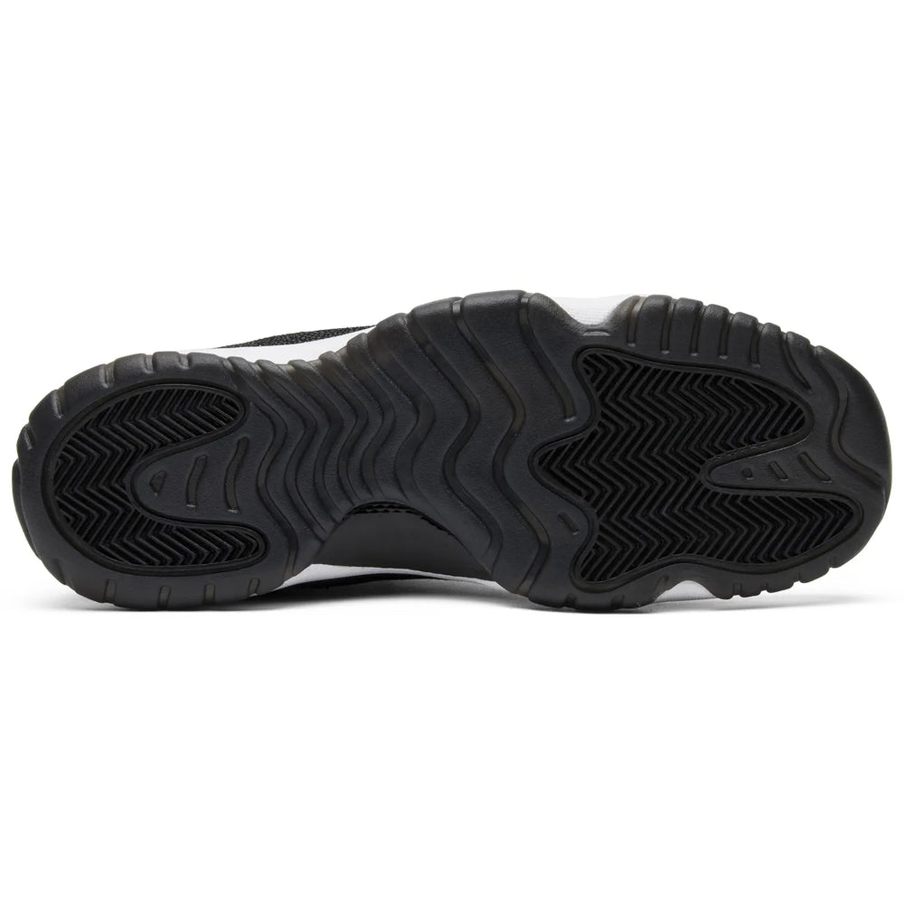 Air Jordan 11 Retro "Heiress Black Stingray"