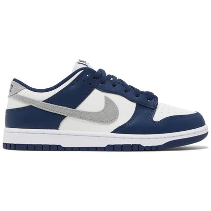 Nike Dunk Low "Midnight Navy Smoke Grey"