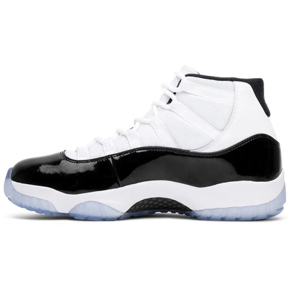 Air Jordan 11 Retro "Concord"