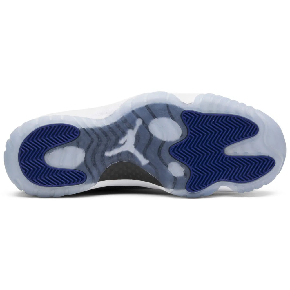 Air Jordan 11 Retro "Black/Concord White"